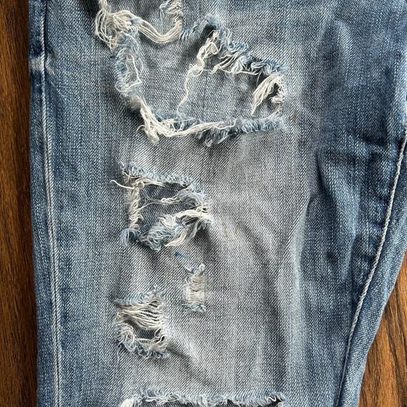 Lucky Brand Women’s Jeans Size 10/30 Distressed Holey Zip Pocket “Lucky You” - Picture 7 of 10